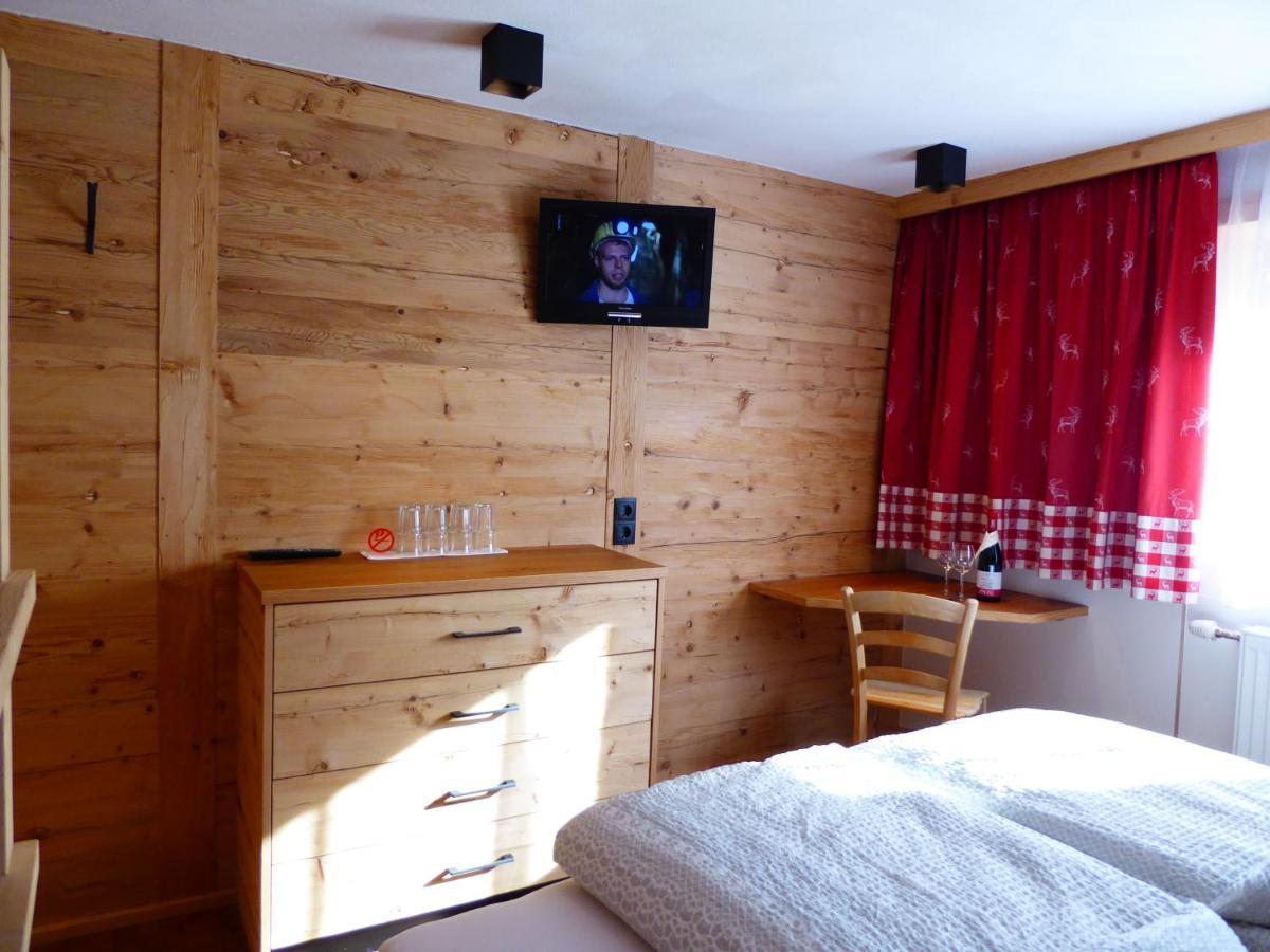 Hotel Maroi Wald am Arlberg Exterior photo