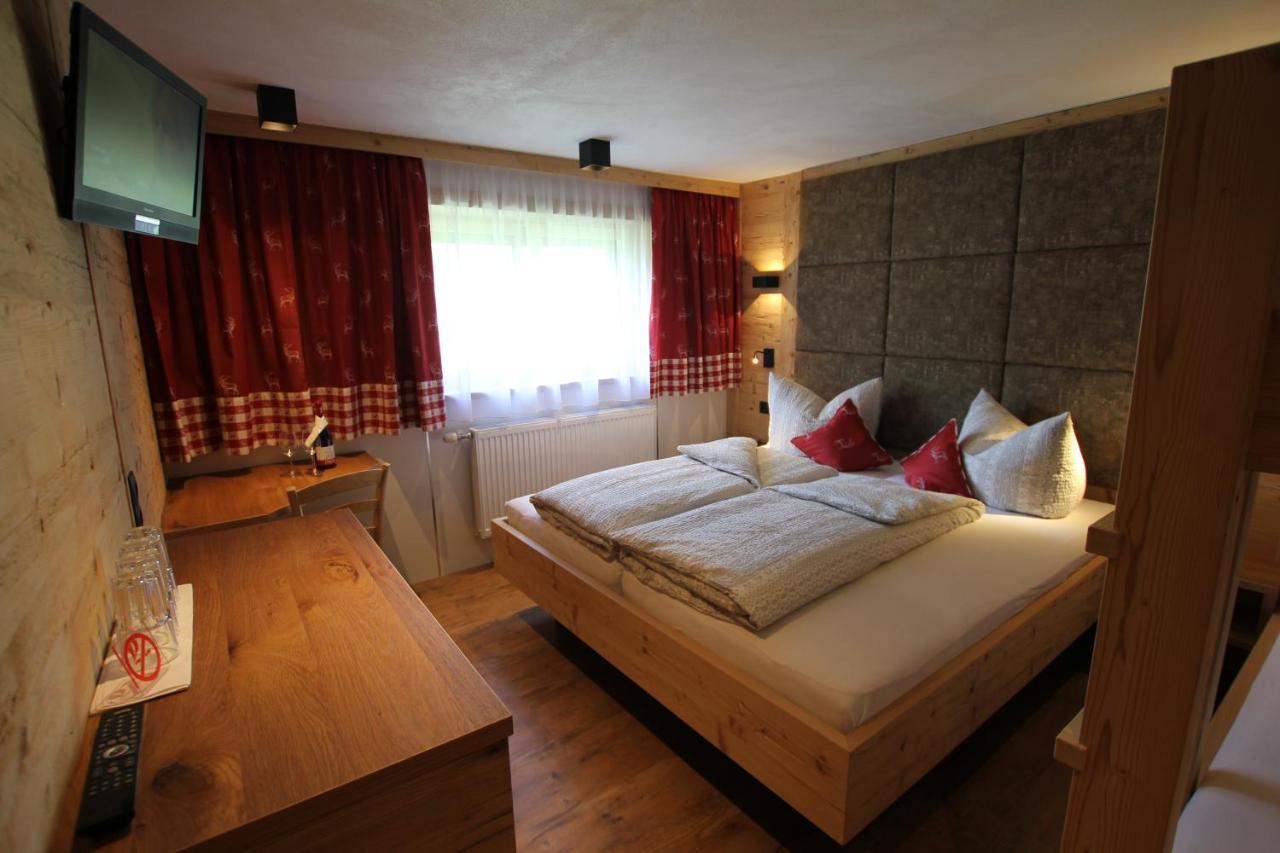 Hotel Maroi Wald am Arlberg Exterior photo